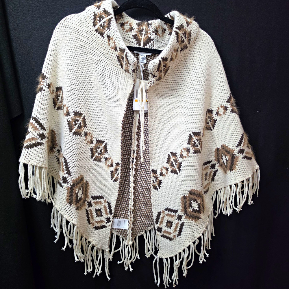 Jessica Simpson Fringe Knit Poncho Geometric Beige/Brown Plus 3X NWT